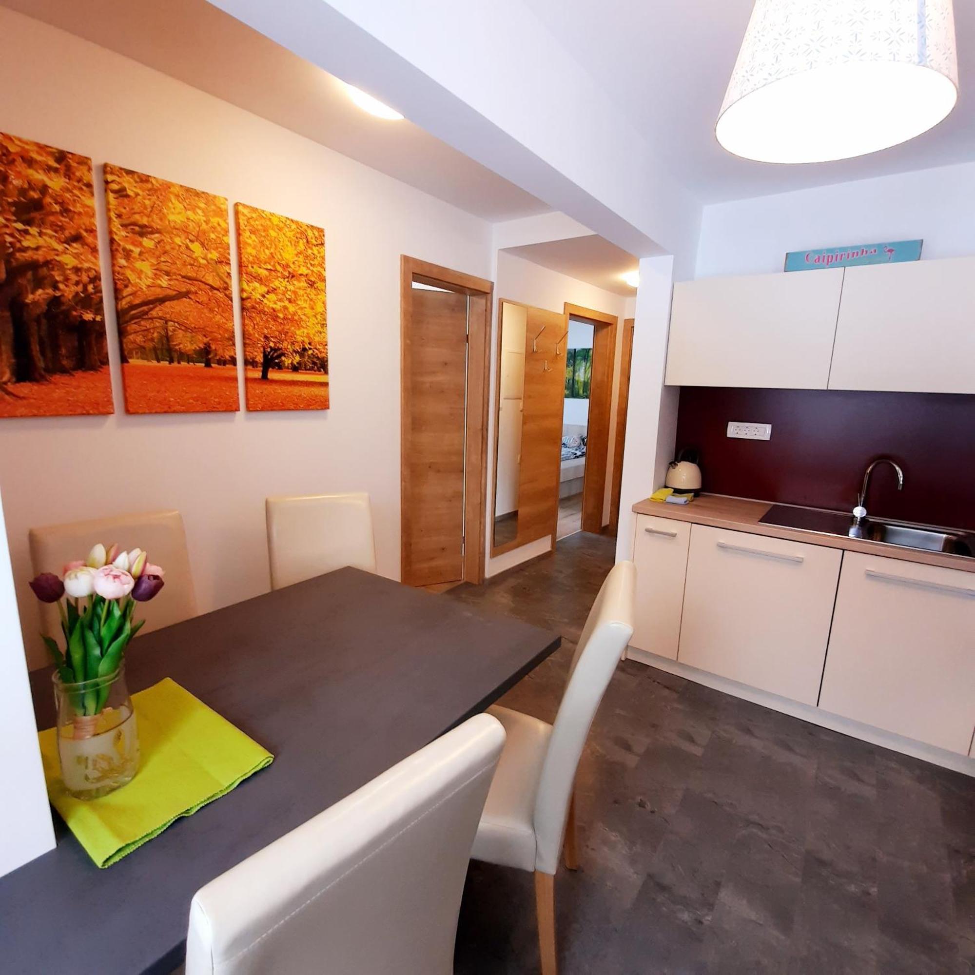 Apartma Rozle Mojstrana Ngoại thất bức ảnh